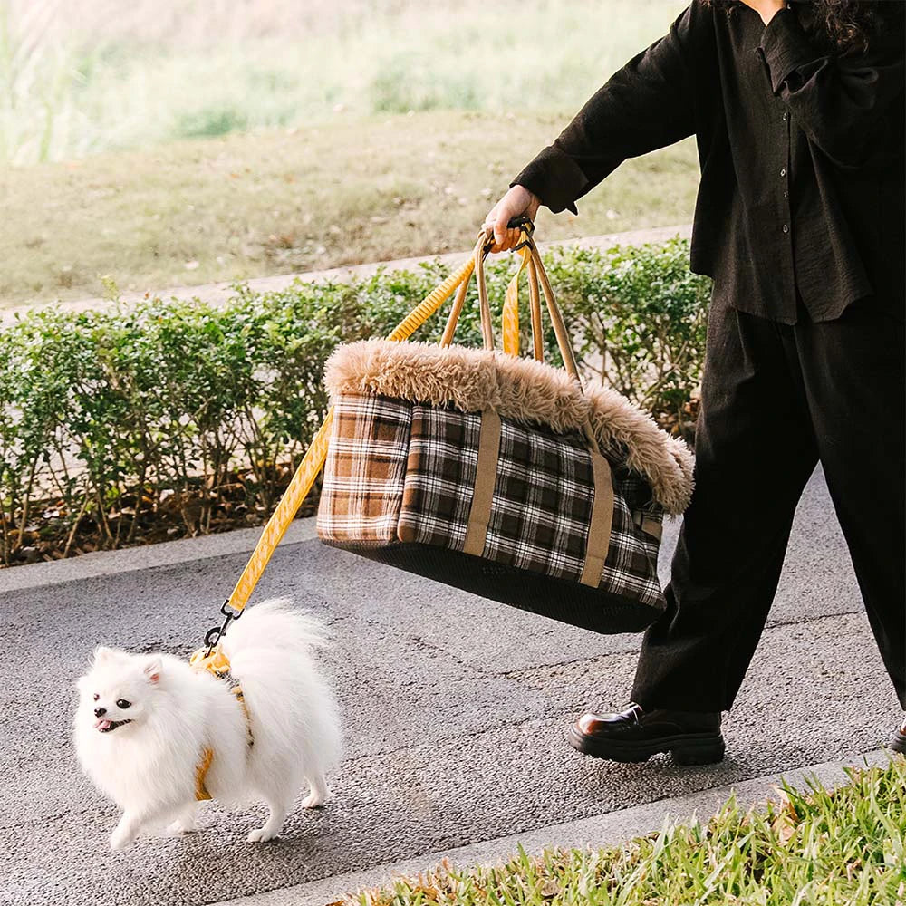 2 in 1 Large All-Season Pet Carrier and Dog Sleepi