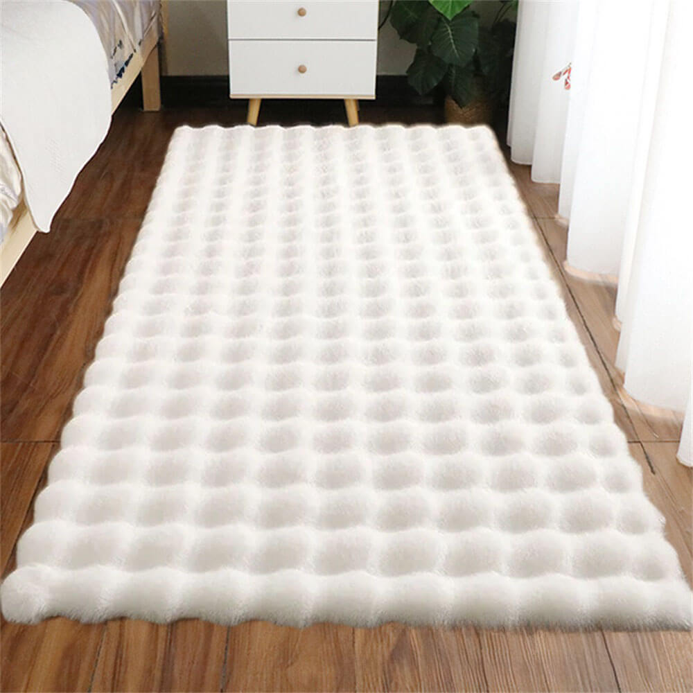 Ultra-Soft Plush Pet-Friendly Rug - Cozy & Durable