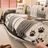 Cartoon Paw Print Chenille Anti-Scratch Throw Couc
