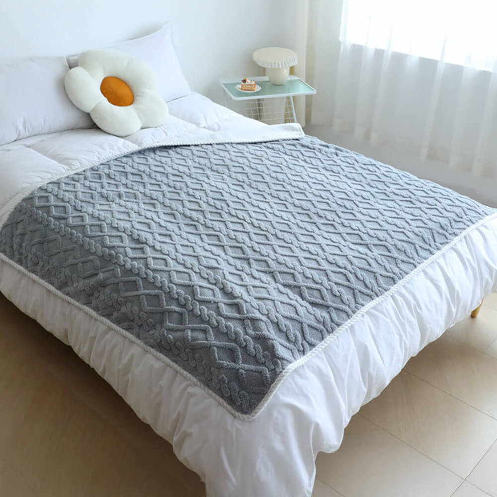 Luxurious Waterproof Soft Warm Polar Fleece Dog Bl