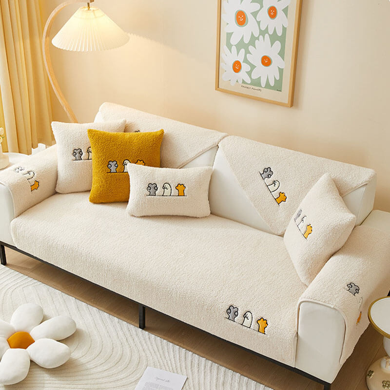 Lovely Cat's Paw Sherpa Fleece Anti-Slip Couch Cov