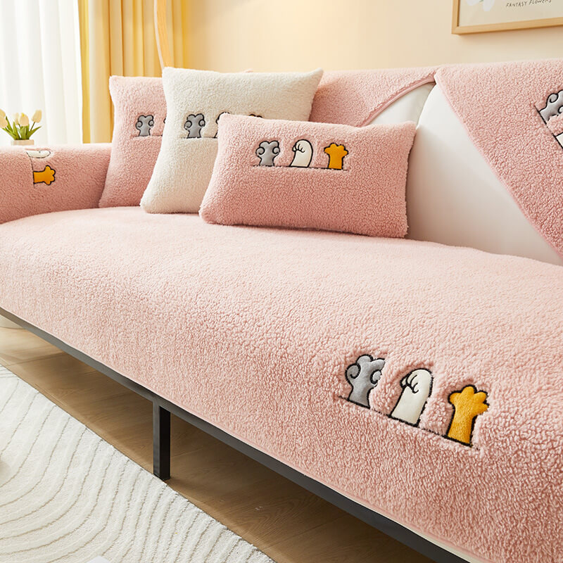 Lovely Cat's Paw Sherpa Fleece Anti-Slip Couch Cov
