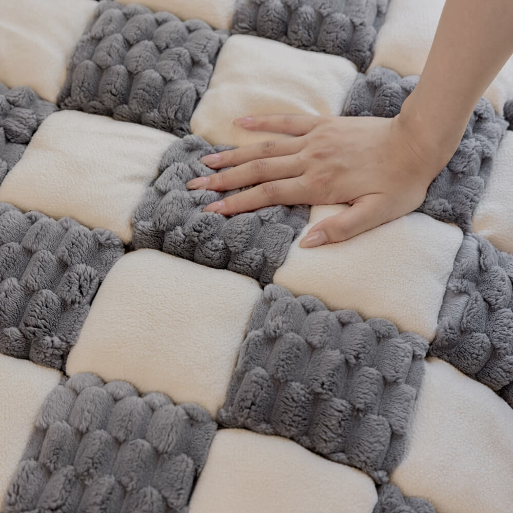 Plush Handmade Color Block Dog Mat Soft Sofa Prote