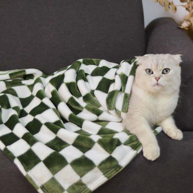Stylish Chequered Flannel Pet Blanket Dog & Cat Bl