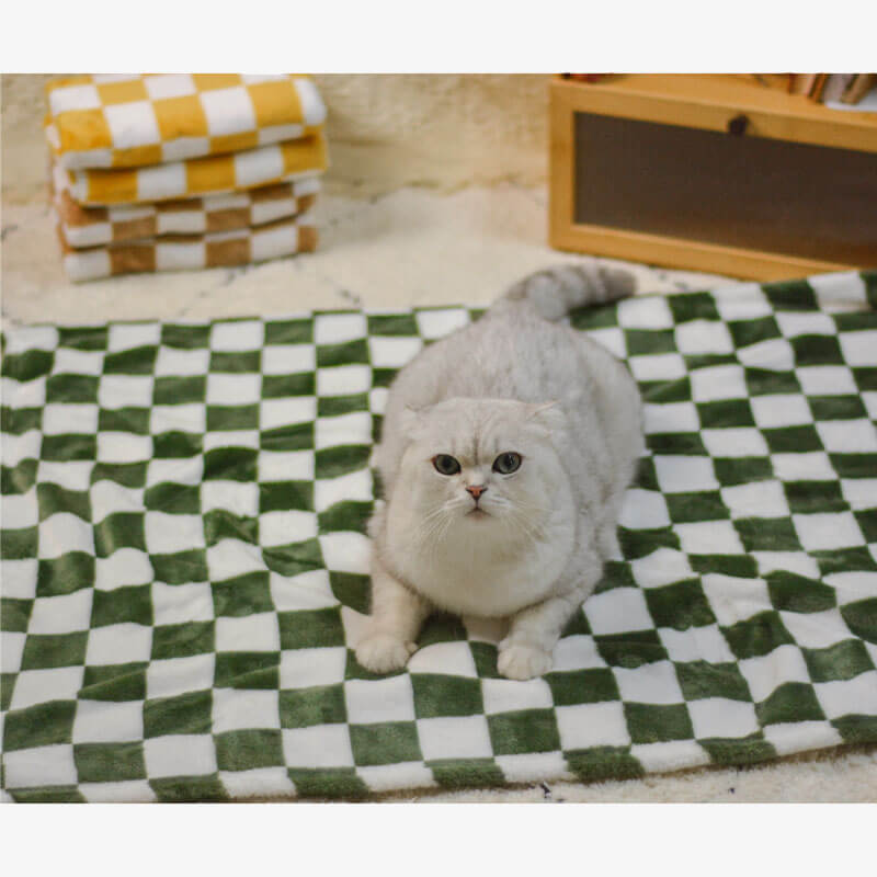 Stylish Chequered Flannel Pet Blanket Dog & Cat Bl